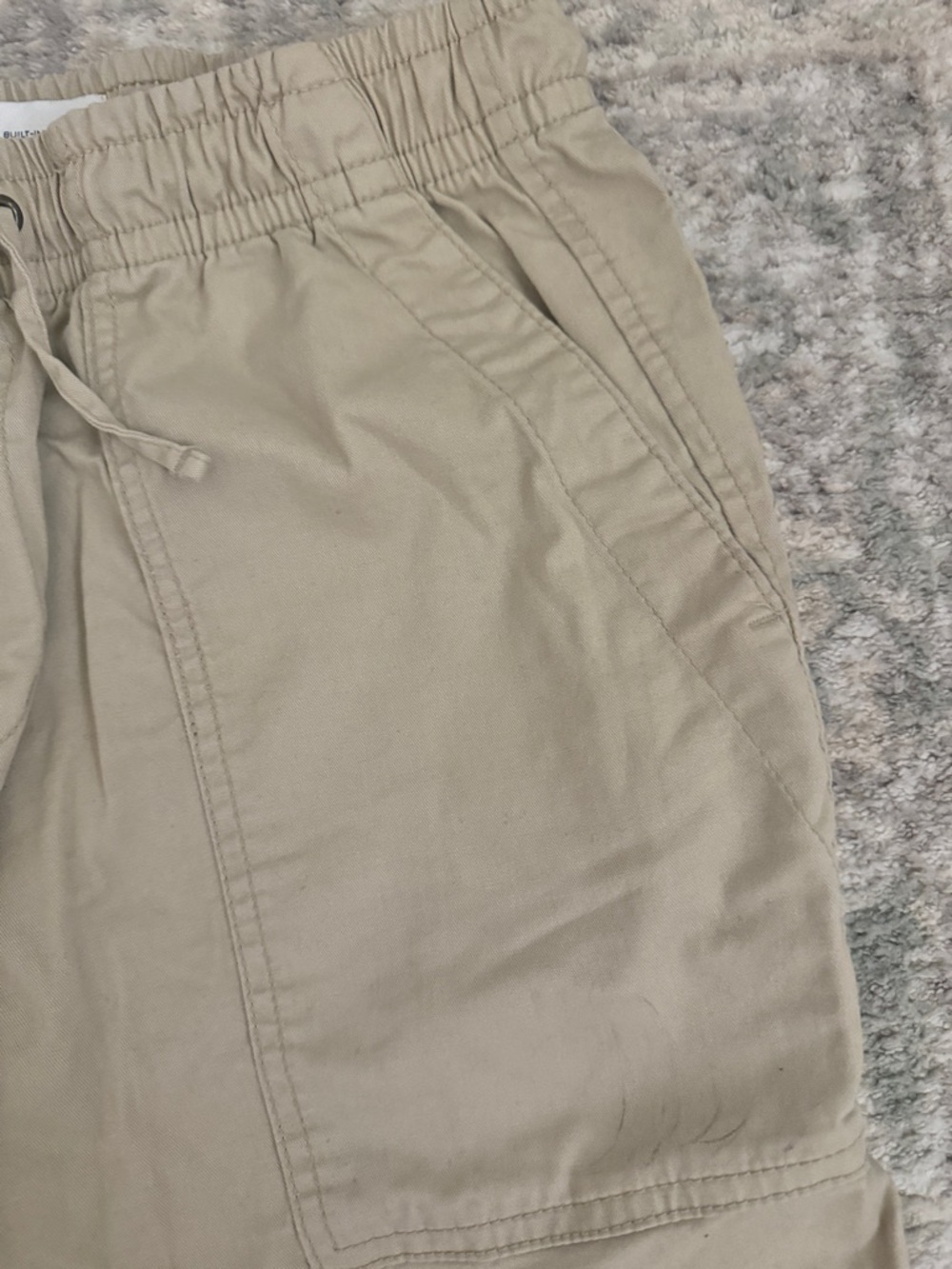 Old Navy Men's Khaki Elastic-Waist Chino Pants - Picture 3 of 5